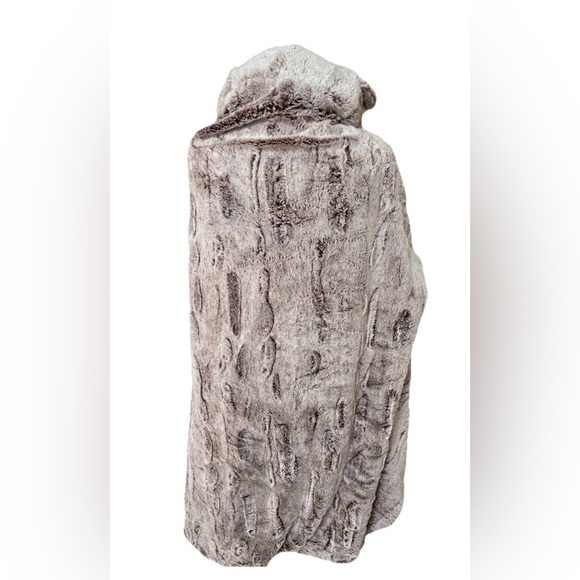 Cozy Critter Moose Hooded Wrap Blanket Super Soft and Warm One Size - Picture 2 of 7